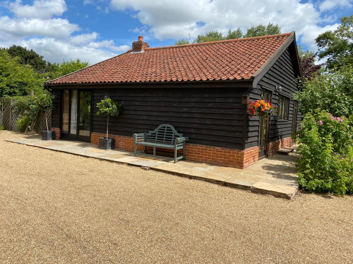 הוילה Wilby  Brundish Suffolk Barn 2 Bed Idyllic 6 Acres מראה חיצוני תמונה
