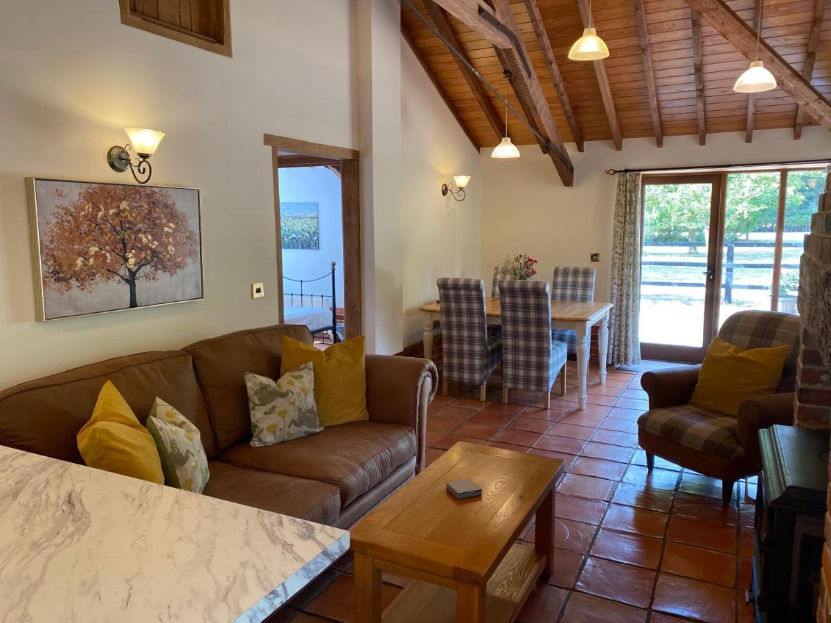 הוילה Wilby  Brundish Suffolk Barn 2 Bed Idyllic 6 Acres מראה חיצוני תמונה